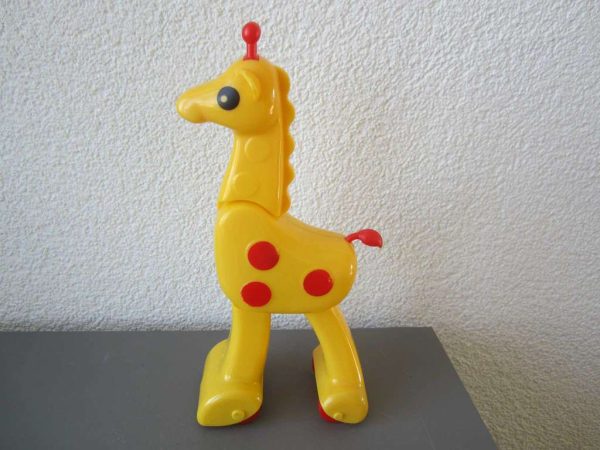Jouet girafe sur roulettes (env. 22 cm de hauteur)