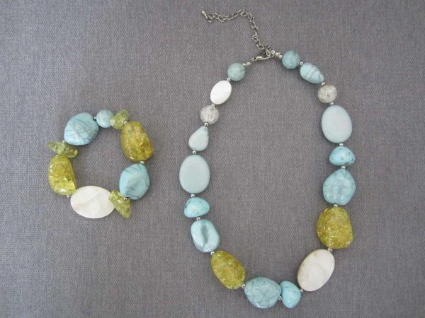 Ensemble collier et bracelet fantaisie