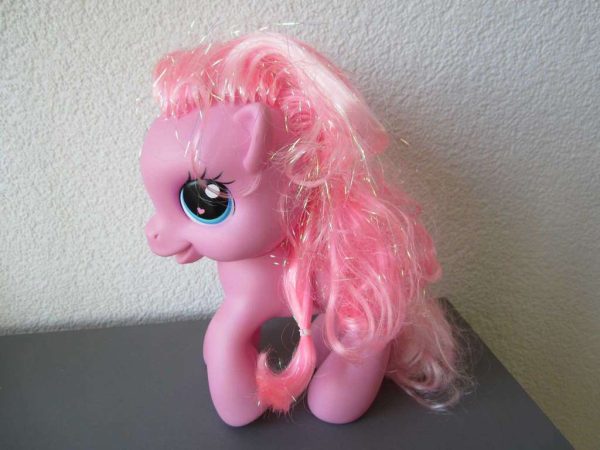 My Little Poney (dim. env. 21 cm de haut)
