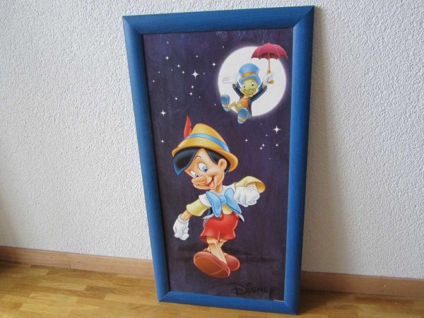 Tableau Pinocchio, cadre en bois bleu (dim. 77 x 40 cm)