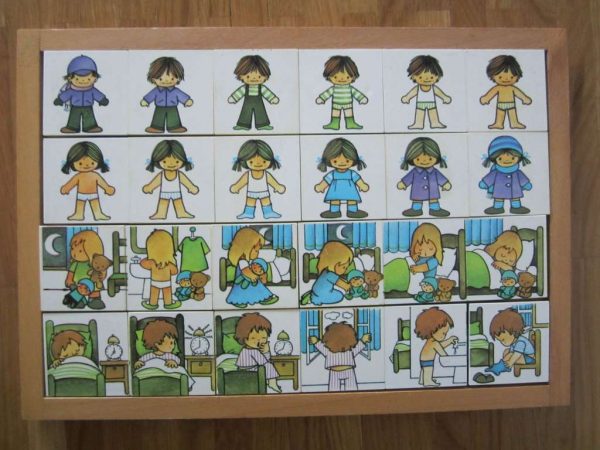 Jouet vintage : Plateau comprenant 4 puzzles "PLATO"