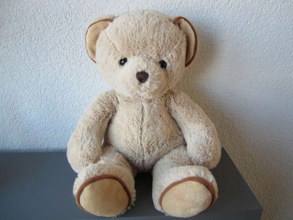 Peluche ours Aurora (env. 40 cm)