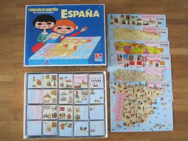 Puzzle vintage cubes en plastique avec 6 cartes de l'Espagne
