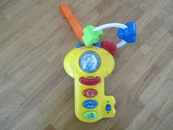 Jouet d'éveil 1er âge "Clé Magique" vtech