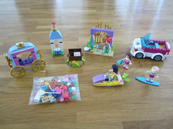 Lot de Lego Friends & Disney + diverses pièces