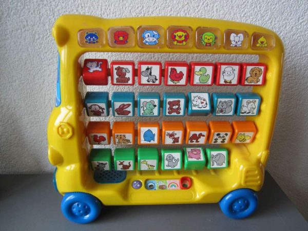 Jouet vtech : cubes animaux (d'occasion)