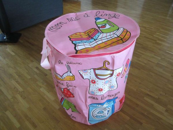 Sac à linge rose, diamètre environ 44 cm, haut. 57 cm (neuf)