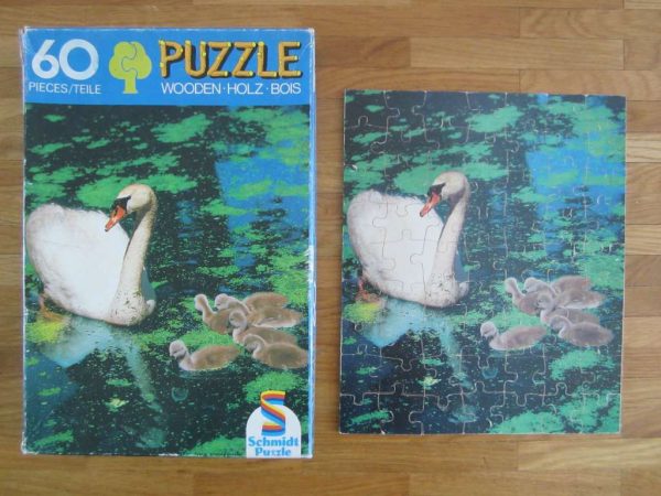 Puzzle en bois "Cygne et ses petits" (60 pièces) - Schmidt