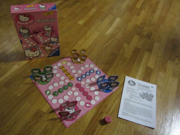 Jeu "Hello Kitty" Pachisi (petits chevaux) - Ravensburger