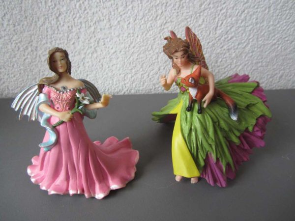 Lot de 2 figurines PAPO 2010