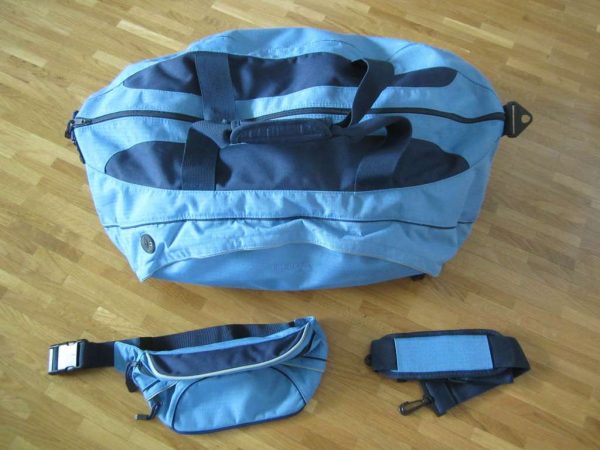 Grand sac bleu "Nokia"(en bon état) & sac banane (neuf)