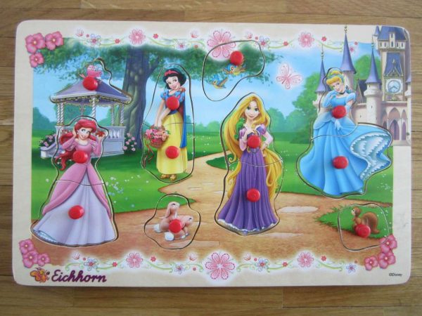Puzzle en bois (12 pièces) Eichhorn "Disney"