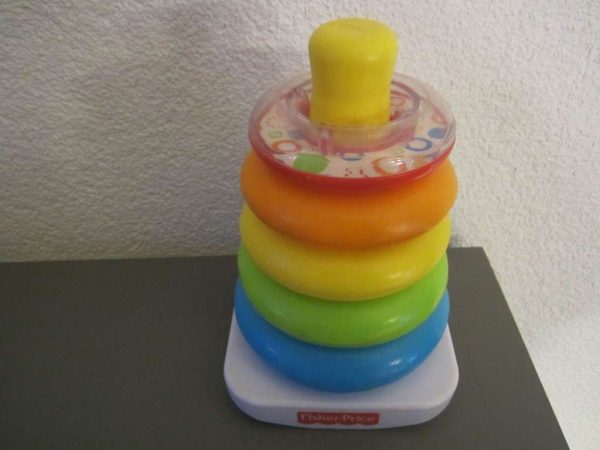 Jouet 1er âge : pyramide Fisher Price (d'occasion)