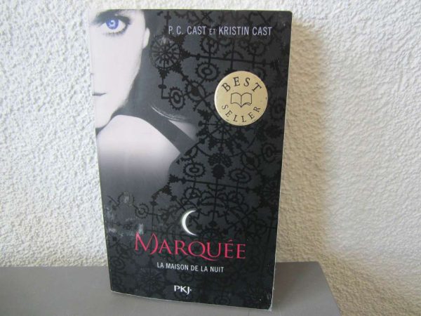 Livre "Marquée : la maison de la nuit" Pocket jeunesse