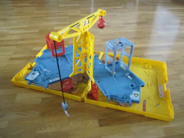 Jouet vintage : Matchbox bash and build (incomplet)