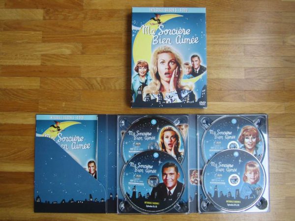 Coffret intégrale saison 5 - 4 DVD "Ma sorcière bien aimée"