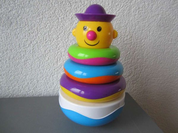 Dodo d'amour Culbuto pyramide multicolore H19 cm