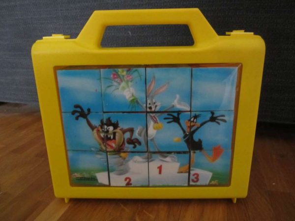 Valisette puzzle à cubes (12 pces) Looney Tunes (6 motifs)