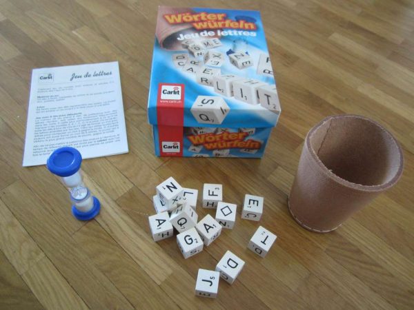 Jeu de lettres (Wörter Würfeln) Carlit