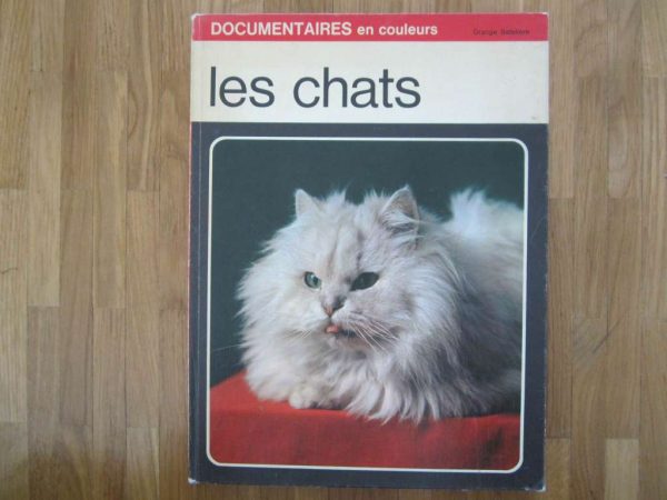 Livre "Documentaires en couleurs : les chats" (1969)