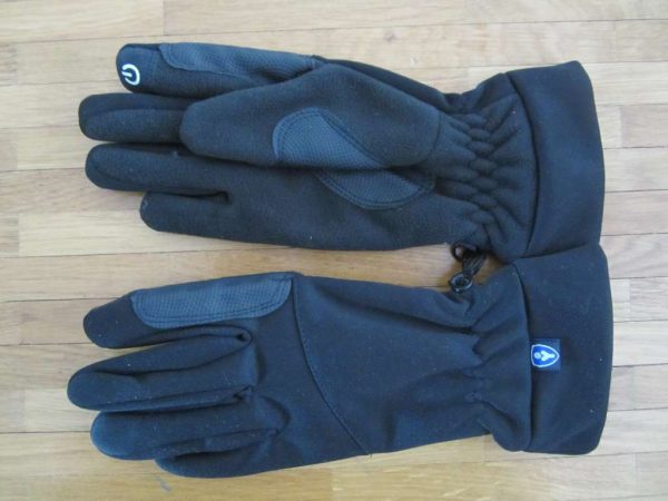 Gants noirs taille M (neufs, jamais utilisés)