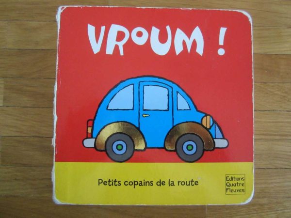Petit livre cartonné "Vroum ! Petits copains de la route"