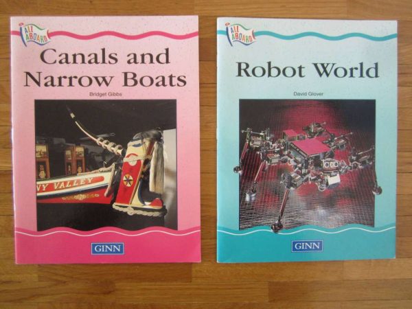 Lot de 2 livres en anglais : All Aboard, GINN 1995