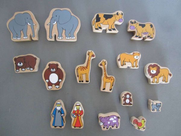 Lot de 16 pièces en bois recto/verso, selon photo (bon état)