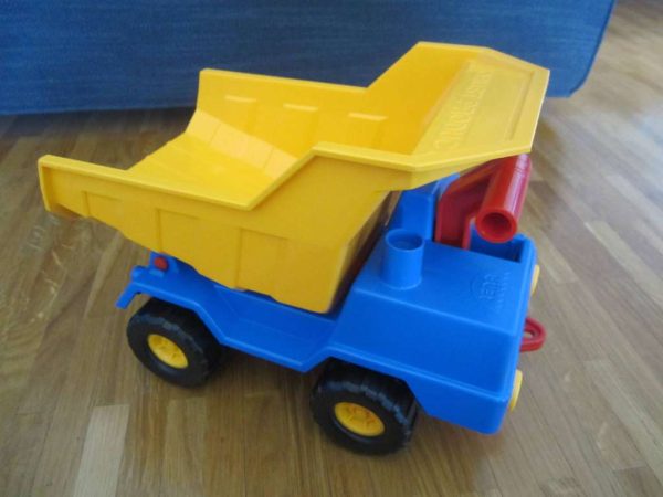 Jouet camion benne LENA Robust Product : selon photos