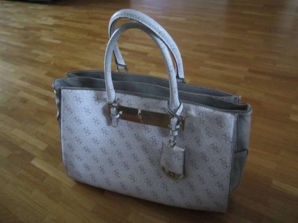 Sac à main GUESS gris/blanc (environ 37 x 25 x 9.5-20 cm)