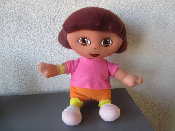 Peluche Dora l'exploratrice (env. 30 cm) d'occasion