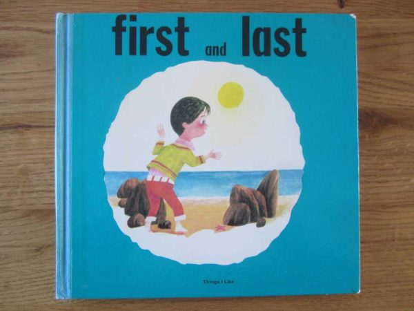 Ancienne édition (1972) livre en anglais : first and last