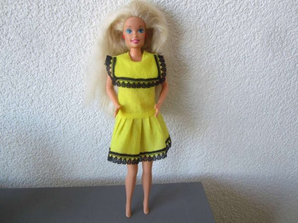 Barbie te parle (teen talk) vintage 1993 : selon photo