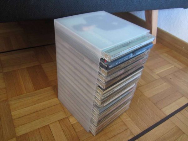 Rangement en plastique pour 16 CD : selon photos