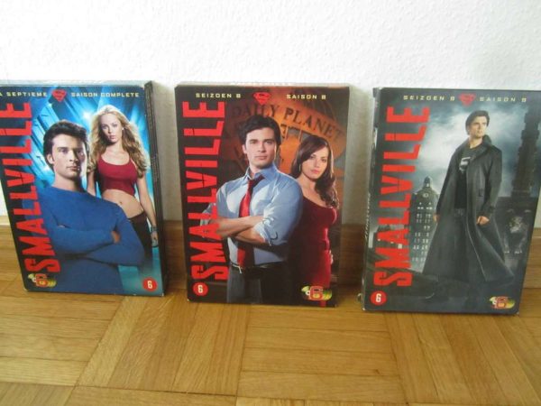 Coffrets 6 DVD Smallville : saisons 7, 8 & 9 : CHF 15/pce
