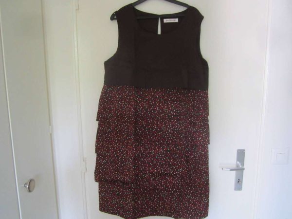 Robe Anne Weyburn (taille CH 46) jamais portée