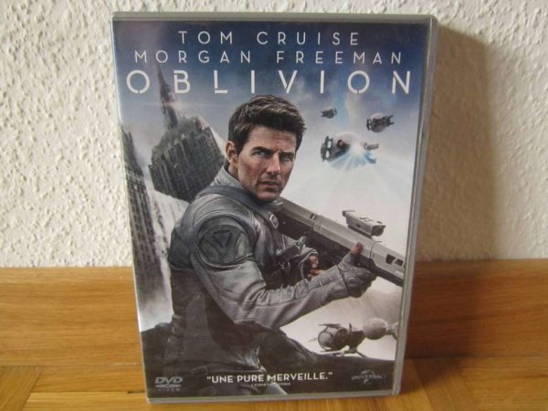 DVD Oblivion - Tom Cruise, Morgan Freeman
