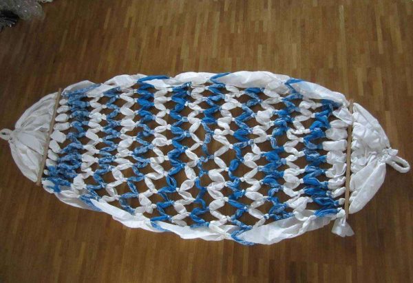 Hamac bleu et blanc pour adulte : selon photo