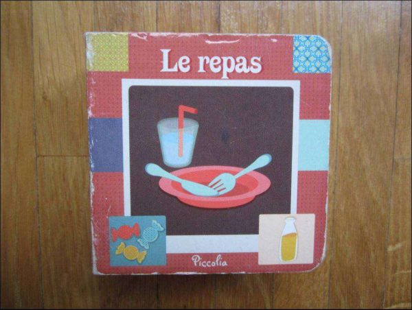 Mini livre "Le repas" - Piccolia (d'occasion).