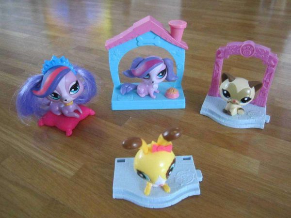 Lot figurines Petshops (Mc Donald's) selon photo