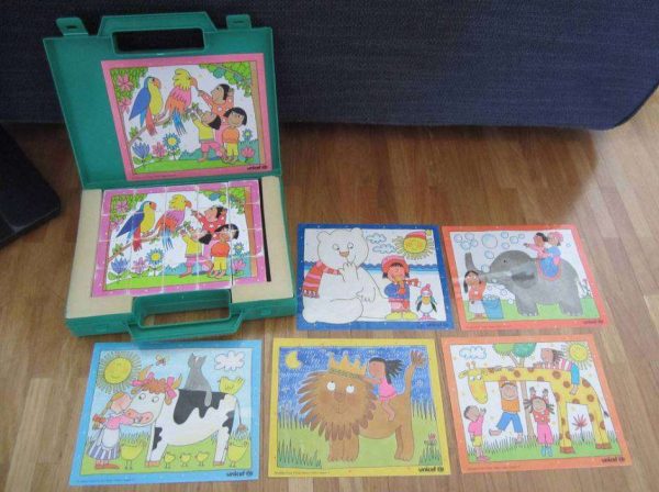 Valisette UNICEF puzzle cubes 6 images (d'occasion).