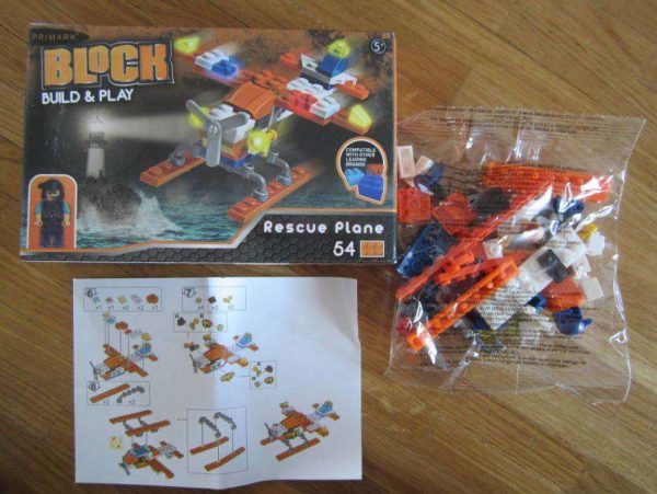 Primark Block, Build & Play "avion de sauvetage" 54 pièces