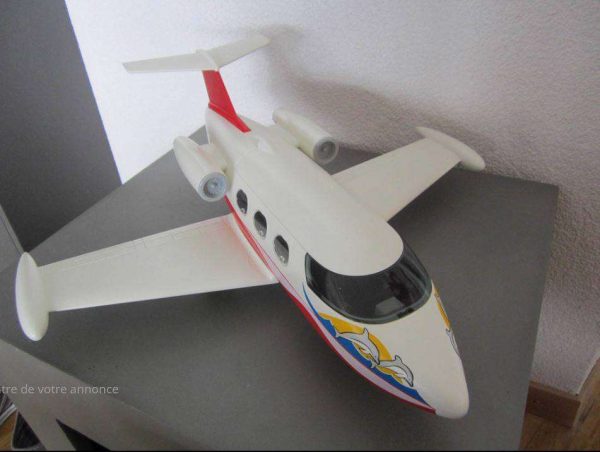 Avion Playmobil avec 2 personnages dont pilote (selon photo)