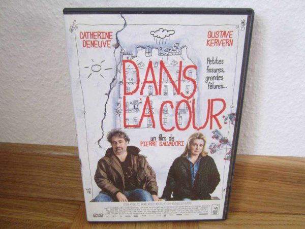 DVD Dans la cour, film de P. Salvadori - Deneuve, Kervern