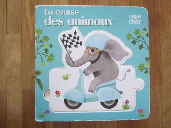Livre cartonné La course des animaux, Langue au chat.
