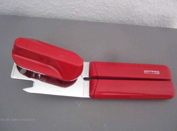Ouvre-boîtes rouge "Leifheit" (d'occasion)