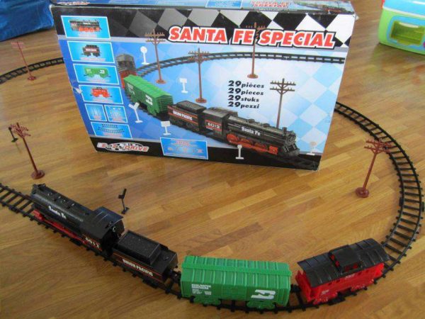 Ensemble train "Santa Fe Special" - plus de 3.3 m. de piste