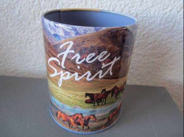 Pot à crayons chevaux "Free Spirit" (en parfait état)