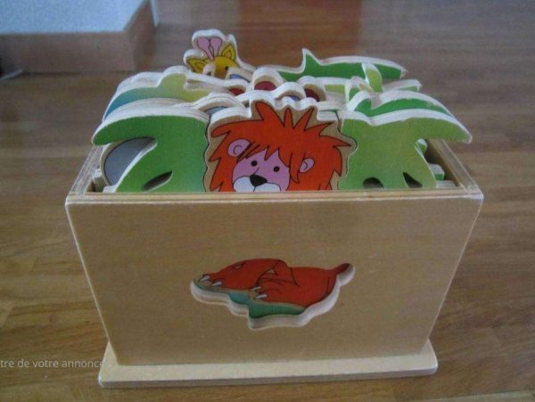 Puzzle 8 x 2 pces animaux en bois avec support de rangement