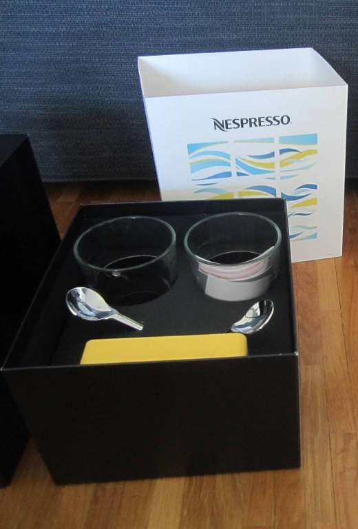 Nespresso kit pour café glacé (NEUF, jamais servi)